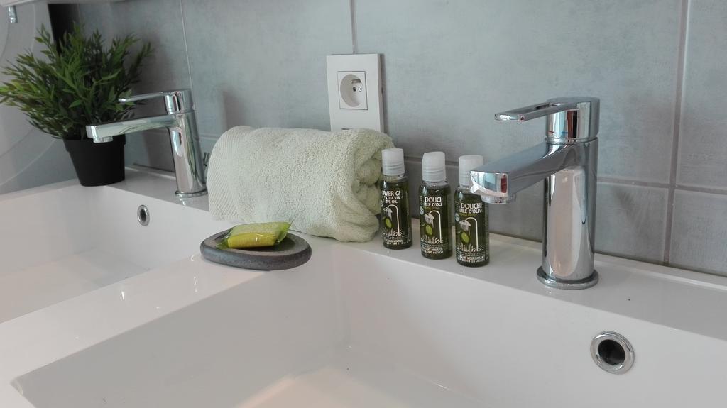 Duplex "Harmony" Apartman Spa Kültér fotó